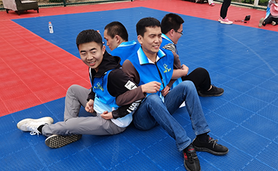 Eurasians who are struggling forward, tough!