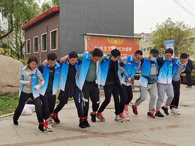 Eurasians who are struggling forward, tough!