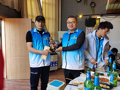 Eurasians who are struggling forward, tough!