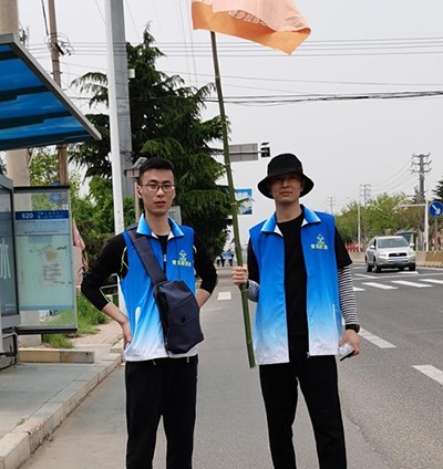 Eurasians who are struggling forward, tough!