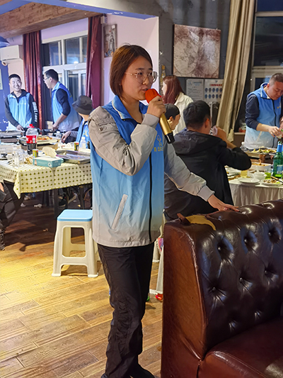 Eurasians who are struggling forward, tough!